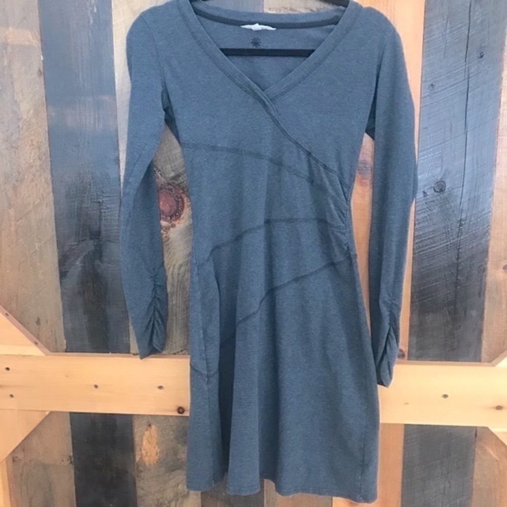 ATHLETA Sunburst organic cotton dress